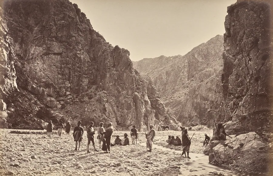 Midway in Jugdalluck by John Burke