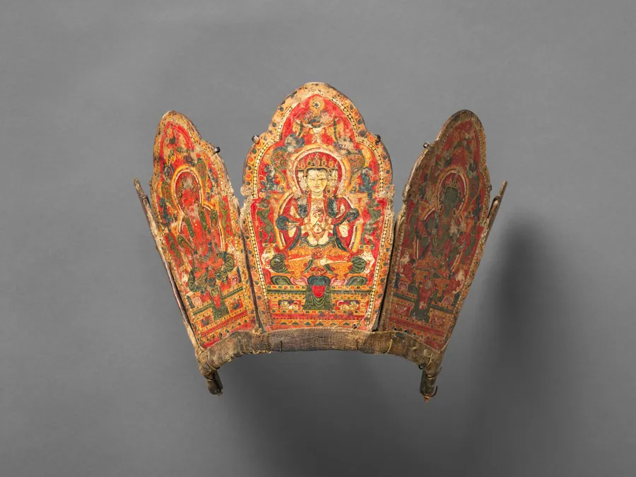 Ritual crown