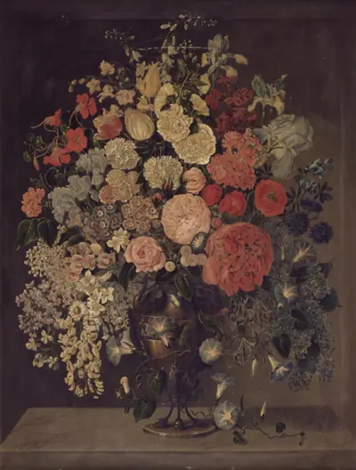 En stor vase med blomster