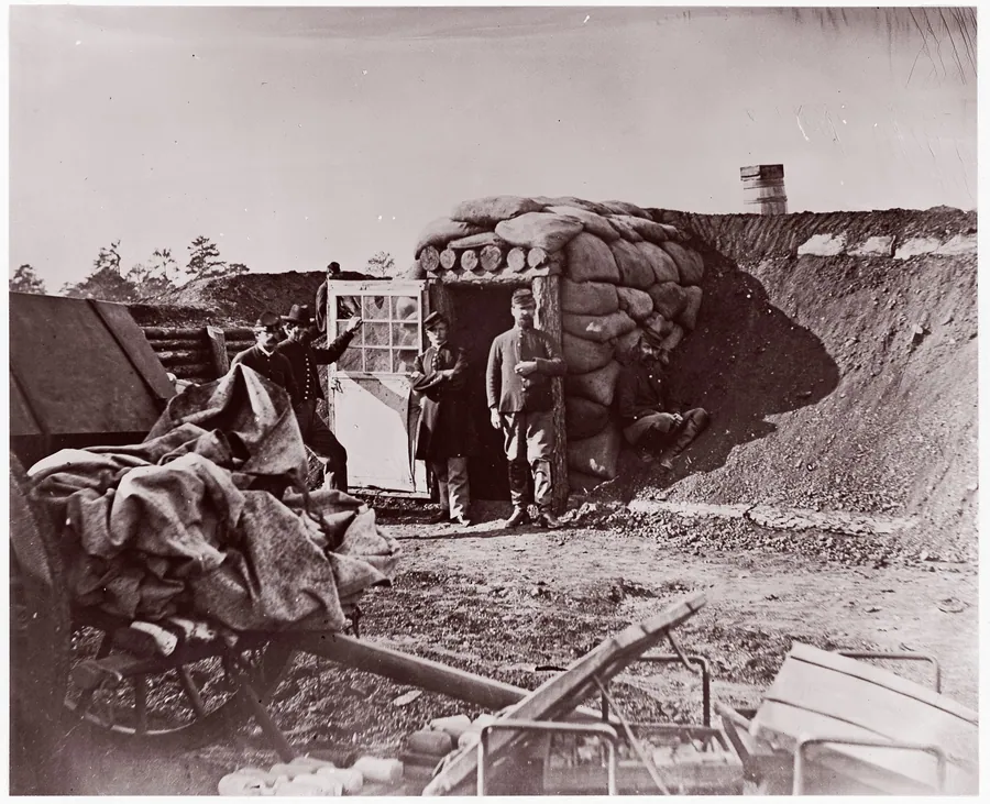 Fort Burnham, front of Petersburg by Timothy H. O'Sullivan