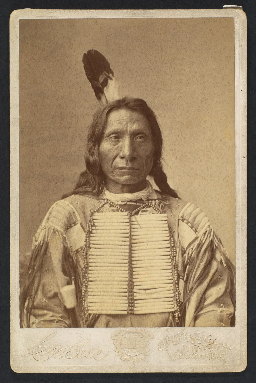 Maȟpíya Lúta (Red Cloud) by Charles Milton Bell