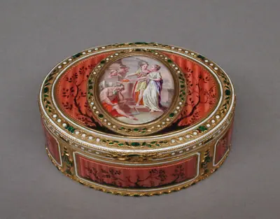 Snuffbox with scene of two maids and cupid at altar of love
