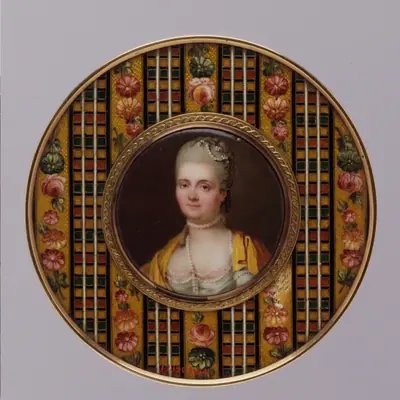 Box with portrait of a woman