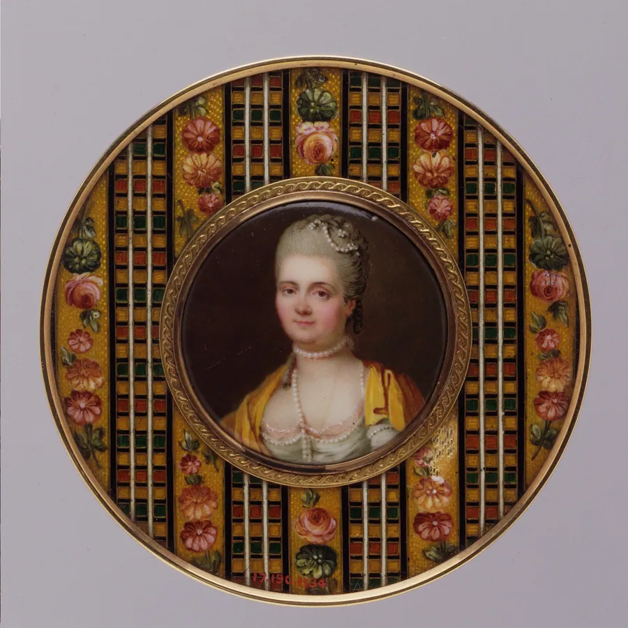 Box with portrait of a woman by Johann Heinrich Hurter