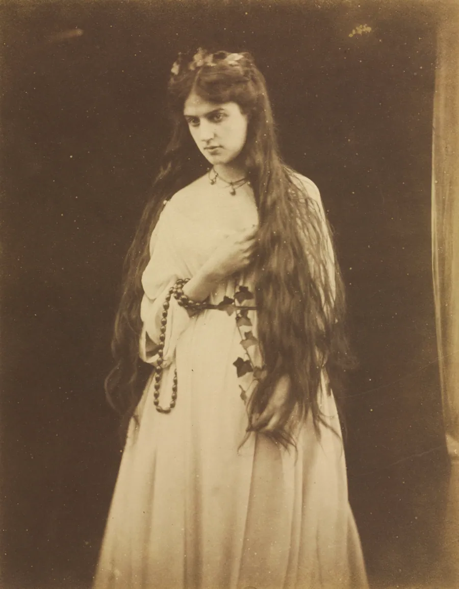 Mnemosyne (Marie Spartali, 1844-1927) by Julia Margaret Cameron