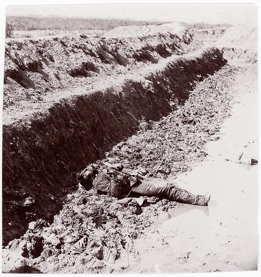Dead Confederates, Fort Mahone by Thomas C. Roche