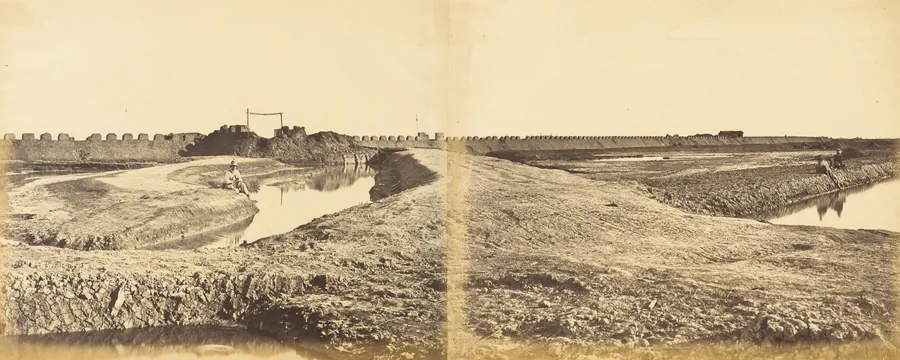 Tangkoo Fort After Its Capture, Showing the French and English Entrance, August 10, 1860 by Felice Beato