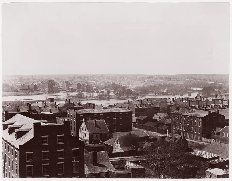 Richmond, Virginia. Looking toward Manchester by Alexander Gardner