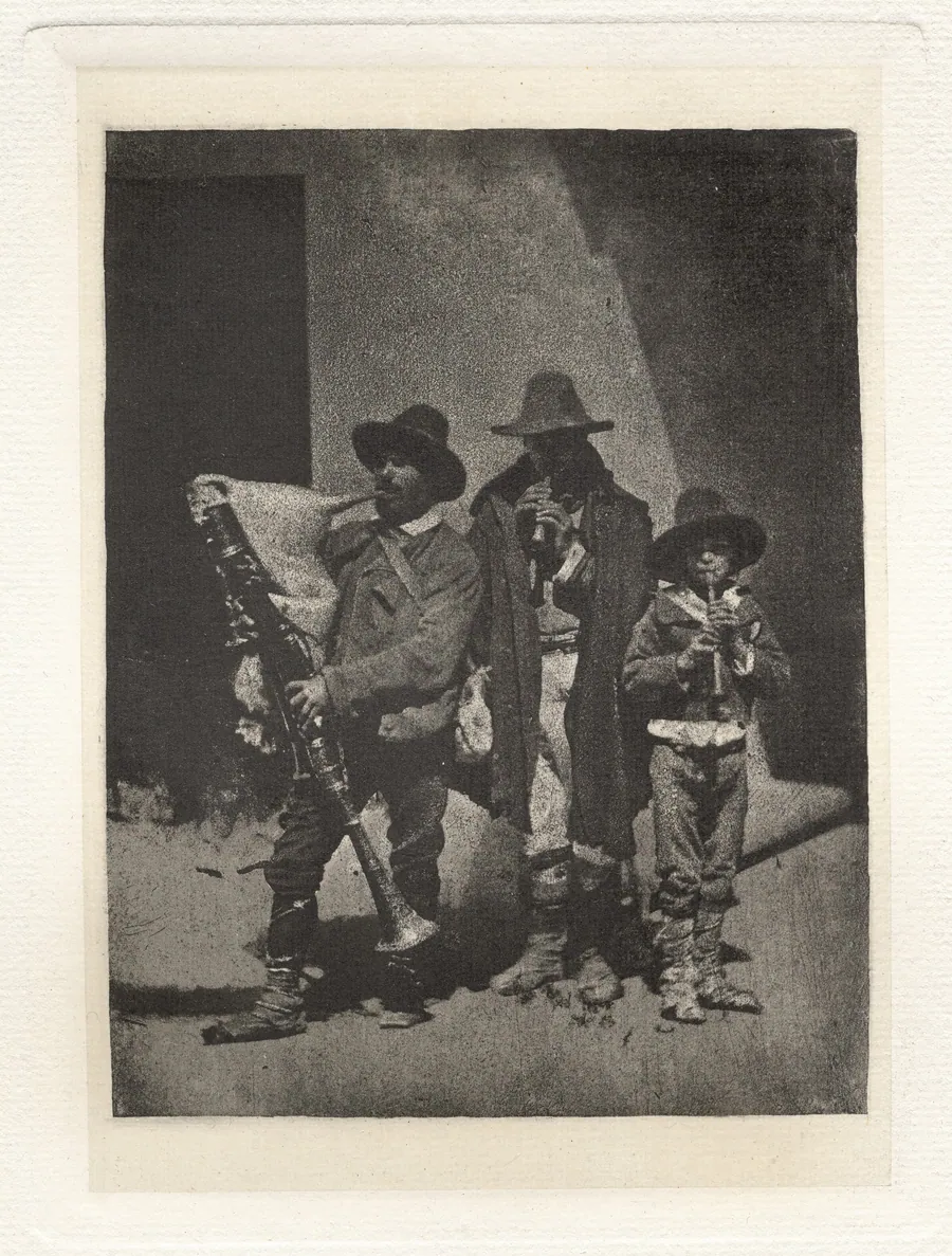 Planche III – Groupe de Trois Pifferari Debout, dans la Cour du 21 Quai Bourbon (Plate III – Group of Three Pifferari Standing, in the Court of 21 Quai Bourbon) by Charles Nègre