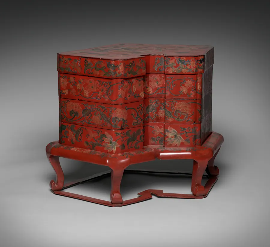 Tiered Food Box with Stand