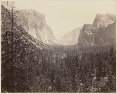 The Yosemite Valley from the Mariposa Trail