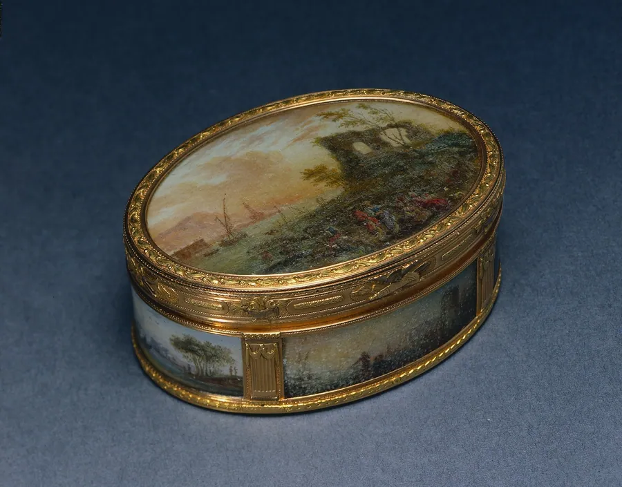 Snuff Box (Tabatière) by Pierre-Nicholas Pleyard