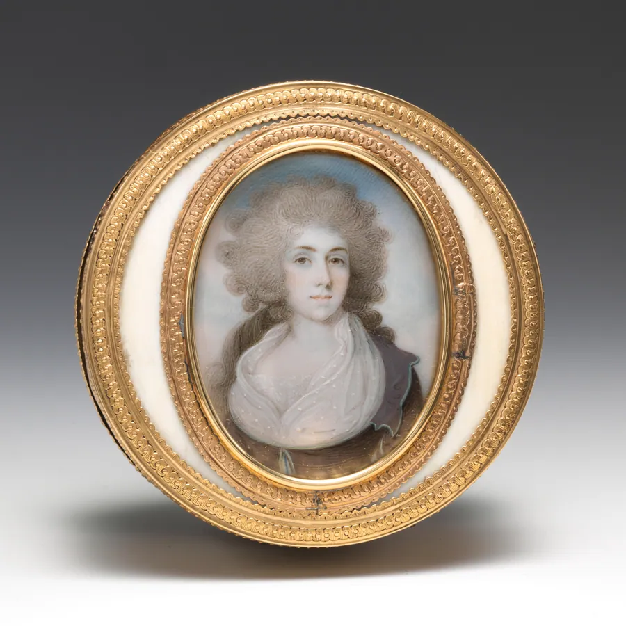 Box with portrait of a woman by Guillaume-Denis Delamotte