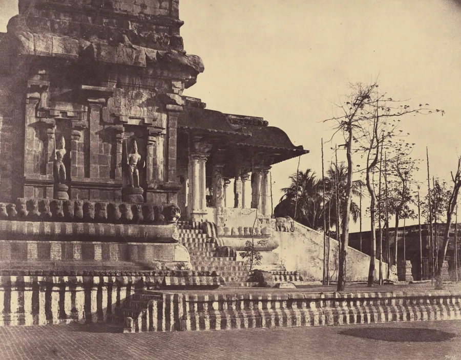 Tanjore: Great Pagoda, Entrance Looking Outwards by Linnaeus Tripe