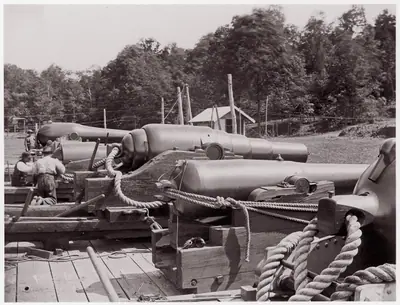 Land Battery of Naval Guns