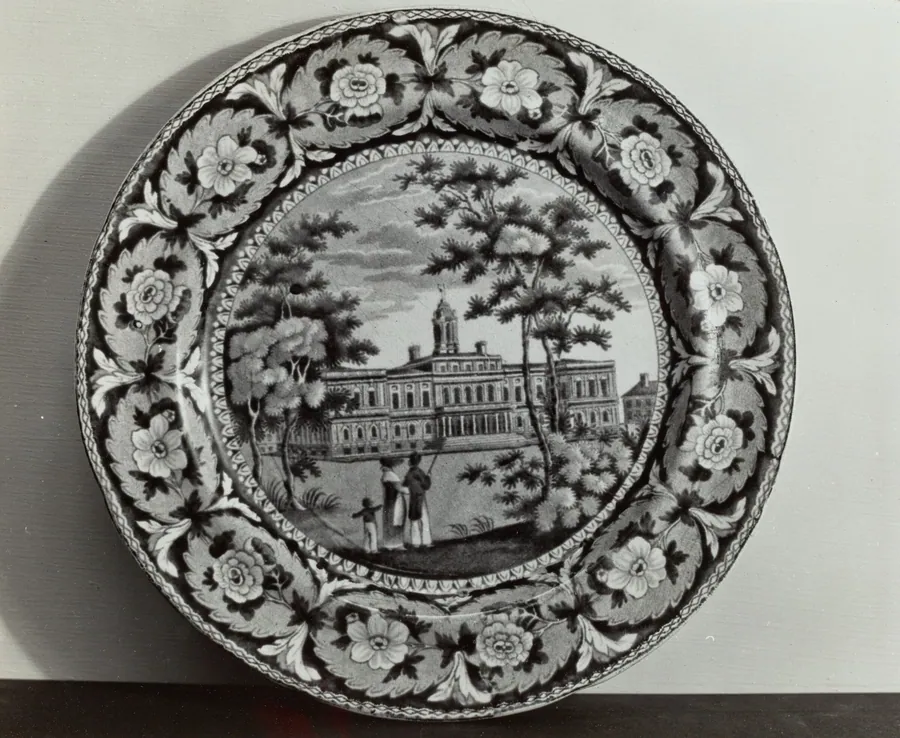 Plate - "City Hall, New York" by Helmut Hiatt