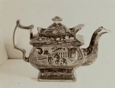Teapot - "Mt. Vernon"
