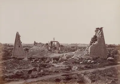 Karnak, Les Pylônes d'Horus