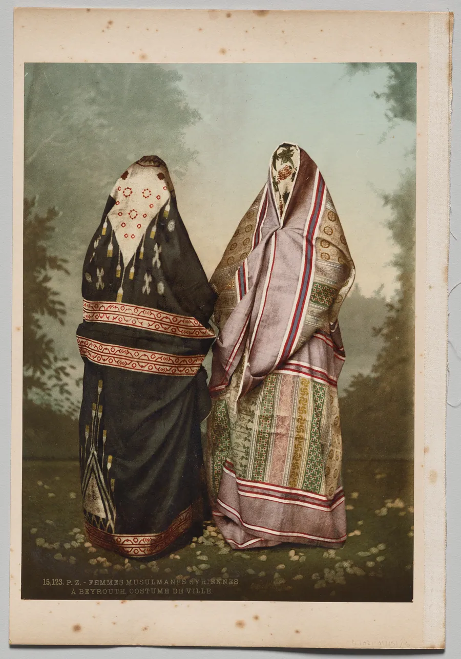 Femmes musulmanes Syriennes à Beyrouth, Costume de Ville (Two Women) by Félix Bonfils