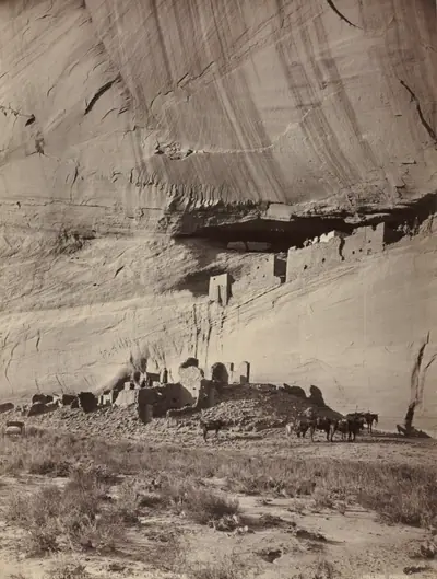 Ruins of Cliff Dwellings, Cañon de Chelly, Arizona