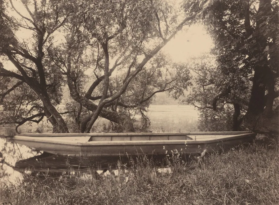 Étang de Corot, Ville-d'Avray (Corot's Pond, Ville-d'Avray) by Eugène Atget