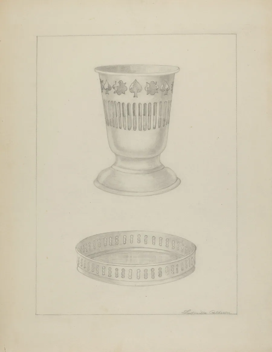 Silver Glass Holder by Ludmilla Calderon