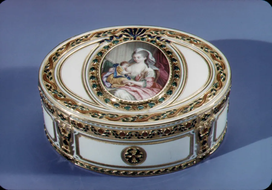 Snuffbox with miniature of a mother nursing a child by Joseph Etienne Blerzy