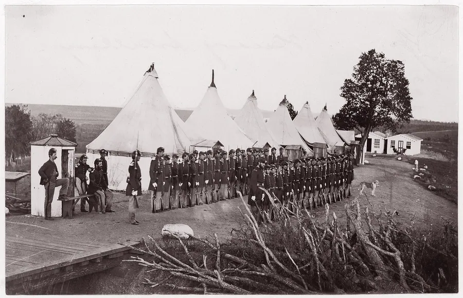 Heavy Artillery by Mathew B. Brady