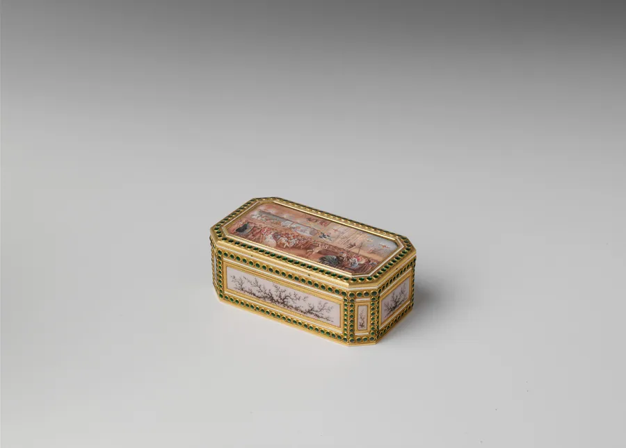 Snuffbox with theatrical scenes of a rope dancer and a puppet show by Henri Joseph van Blarenberghe