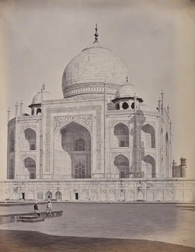 Agra. The Taj, the Central of Principal City