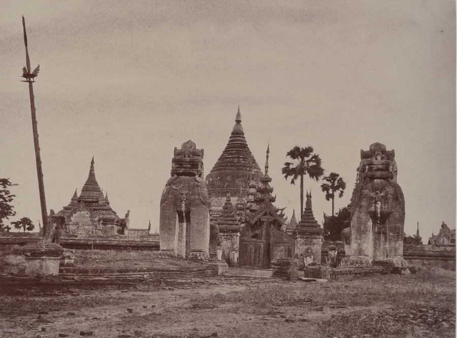 Pugahm Myo: Entrance to the Shwe Zeegong Pagoda by Linnaeus Tripe