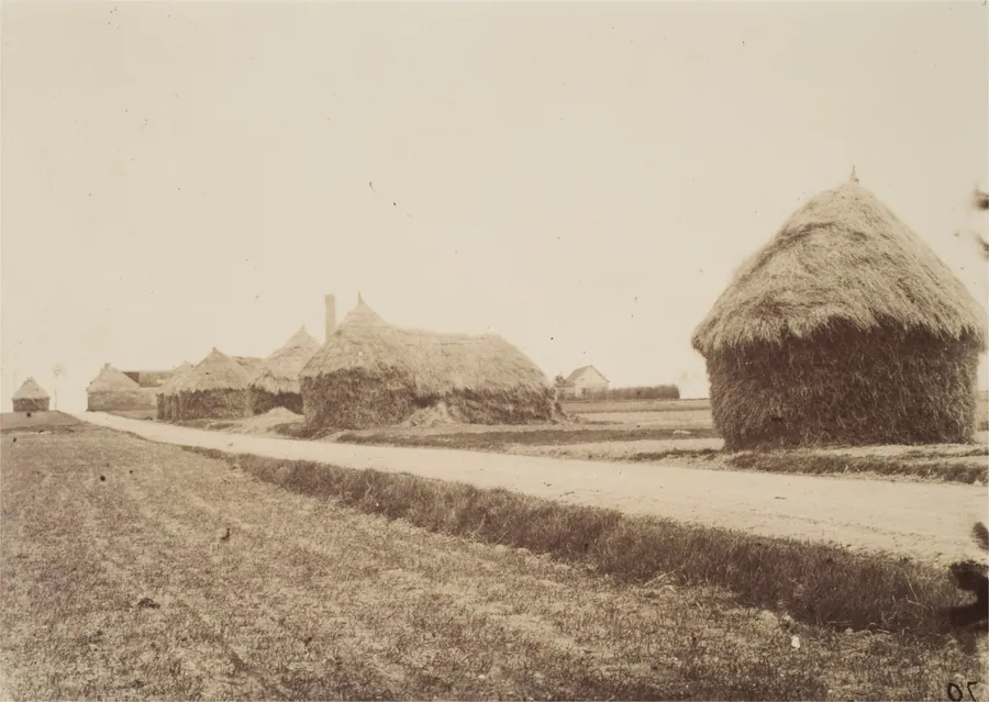 Environs, Amiens by Eugène Atget