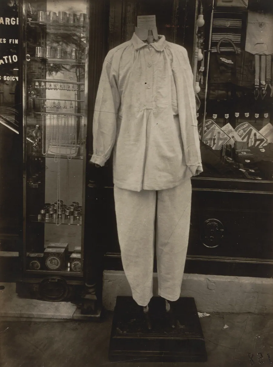 Avenue des Gobelins by Eugène Atget