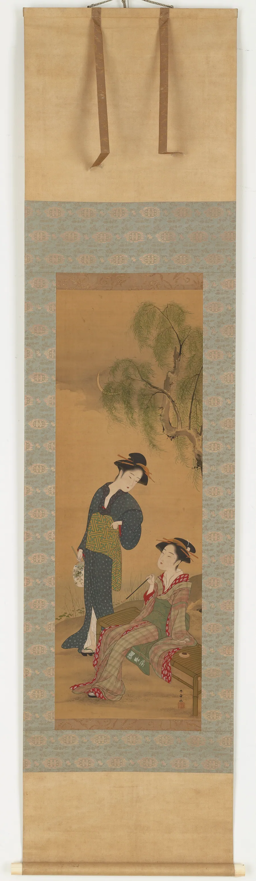 Two women under a willow tree by Katsukawa Shunsho 勝川春章 (1726-1792)