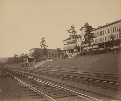 Glen Summit Hotel