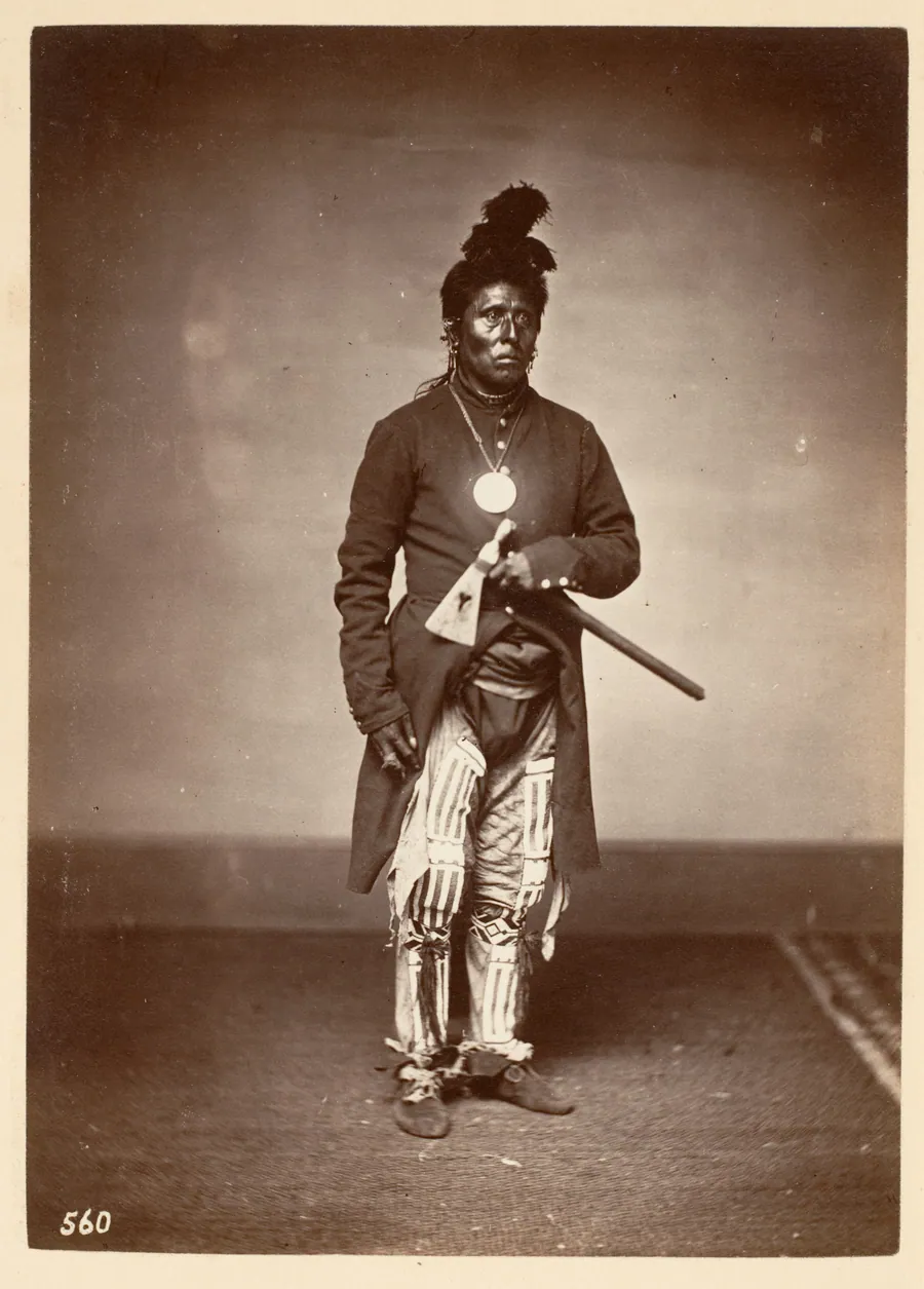 Ti ra wa hut Re sa ru (Sky Chief) by Edric L. Eaton