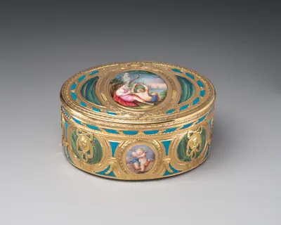 Snuffbox