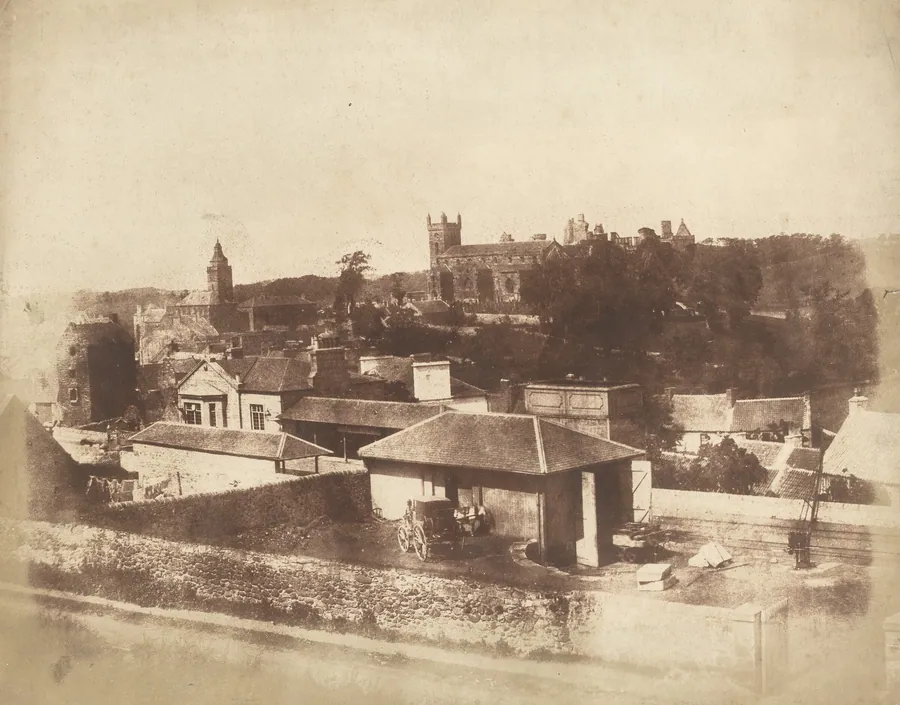 Linlithgow, from the railway station, with the Town Hall, St. Michael's Church, and Palace by David Octavius Hill