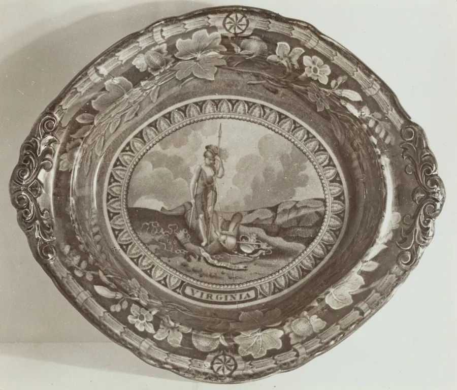 Flat Dish - Virginia State Arms by Helmut Hiatt
