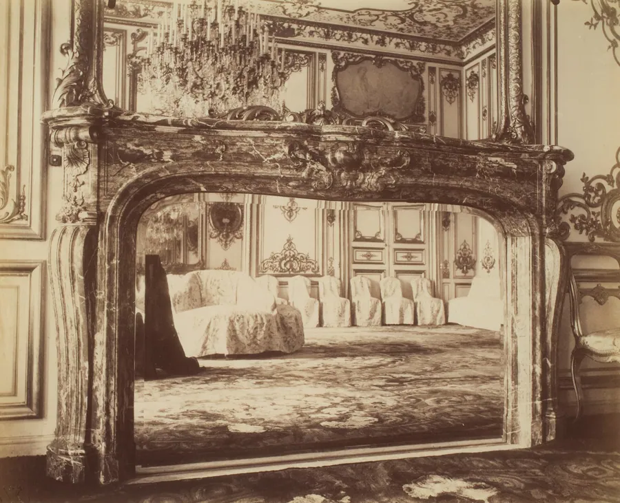 Ambassade d'Autriche, 57 rue de Varenne by Eugène Atget