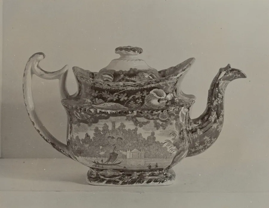 Teapot - "Wadsworth Tower" by Helmut Hiatt