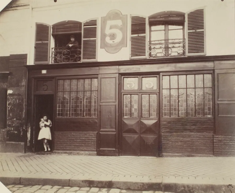 Maison à  Versailles by Eugène Atget