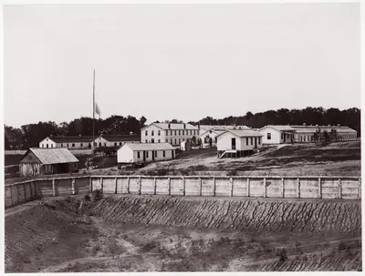 Geisboro D.C., Barracks at Fort Carroll