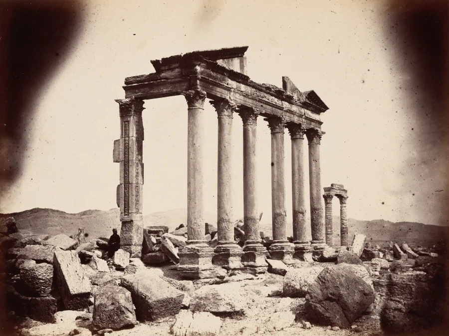Mausolée à l'Extrémité Ouest de la Colonnade, Palmyre (Mausoleum at the Western End of the Colonnade, Palmyra) by Louis Vignes