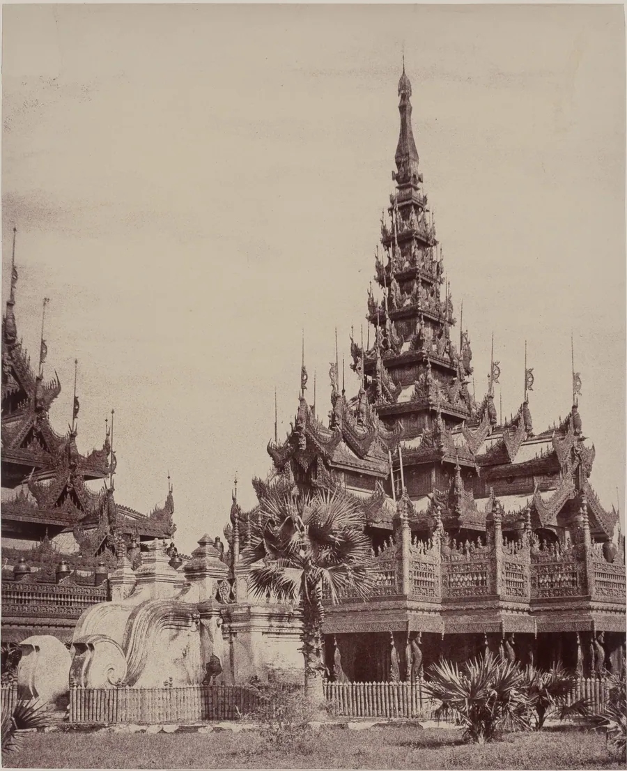 Amerapoora: Pyathat of Kyoung No. 93 by Linnaeus Tripe