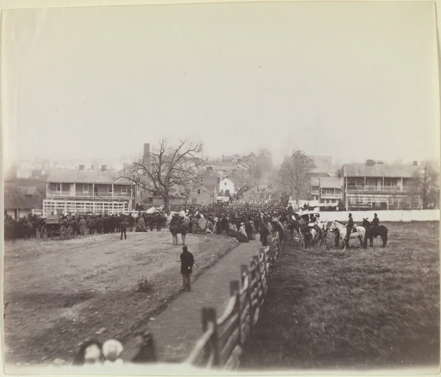 Procession of Troops and Civilians on Way to Dedication of Soldiers' National Cemetery, Gettysburg, Pennsylvania by Isaac G. Tyson